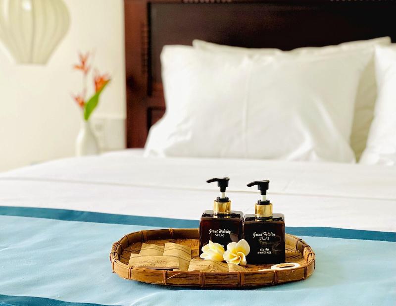 Grand Holiday Villa image