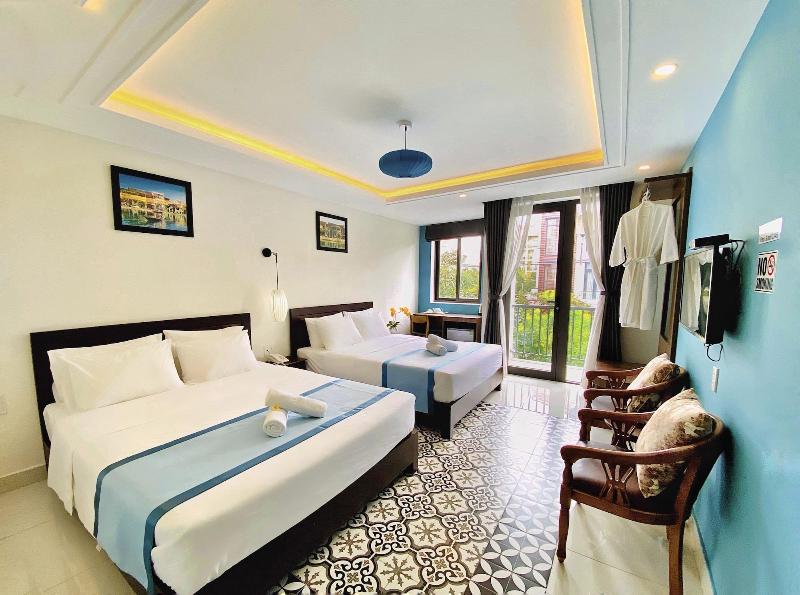 Grand Holiday Villa image