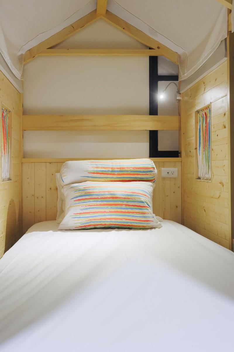 A Shin Tainan Hostel image