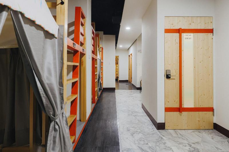 A Shin Tainan Hostel image