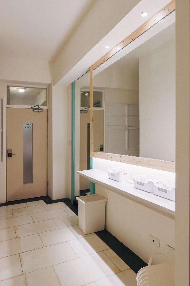 A Shin Tainan Hostel image
