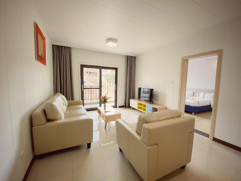Phoenix Apartment By Link image