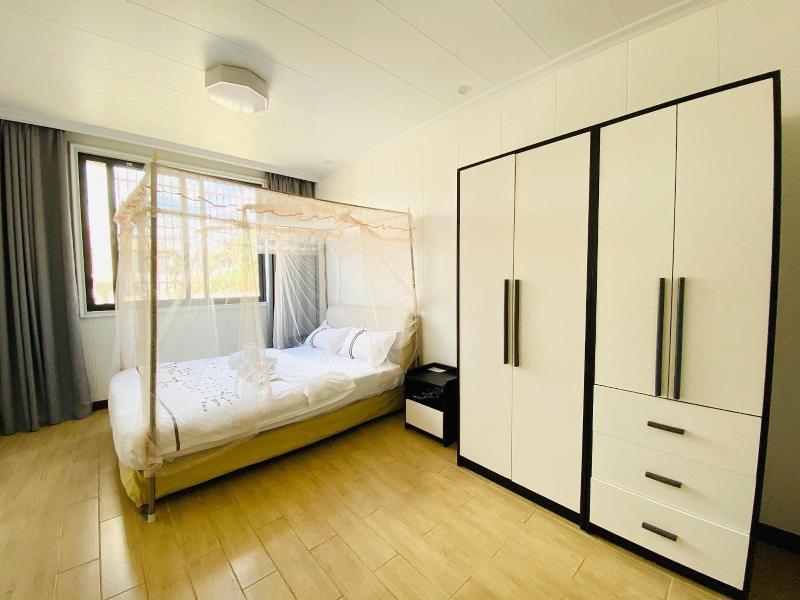 Phoenix Apartment By Link image