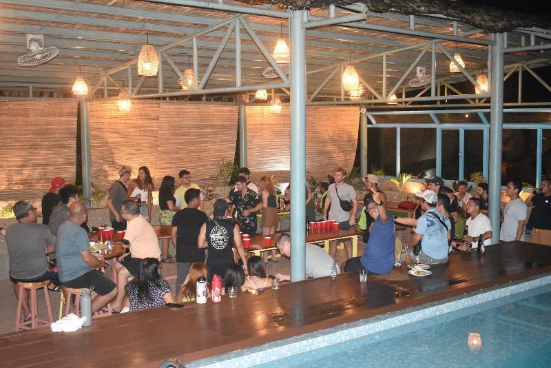Outpost Hostel Coron Adults Only