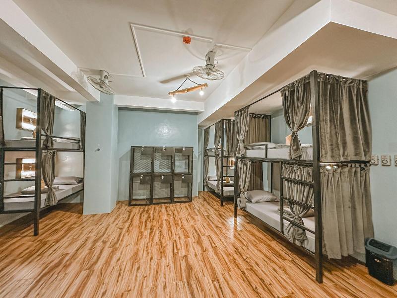 Outpost Hostel Coron Adults Only gallery photo 26