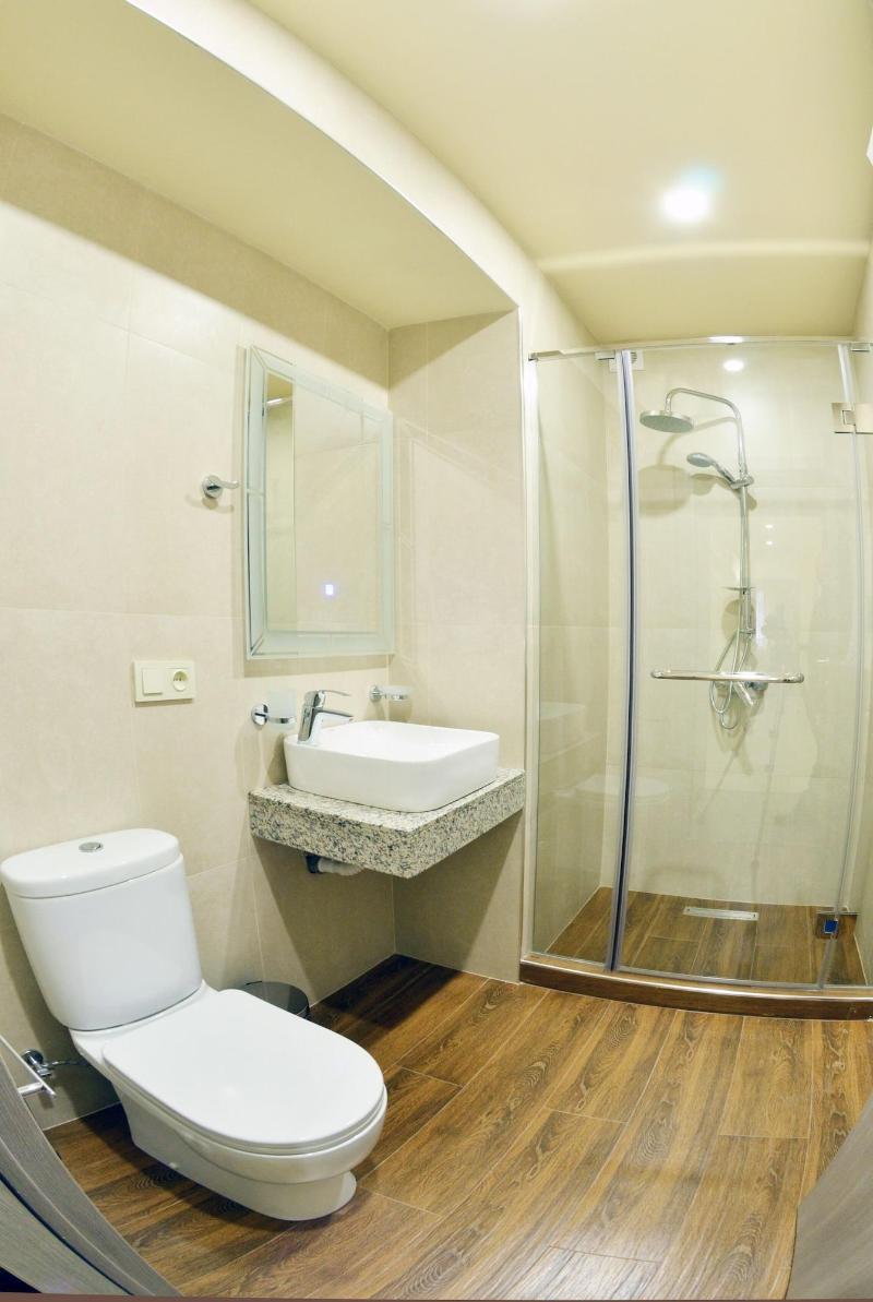 Mandarin Hotel image
