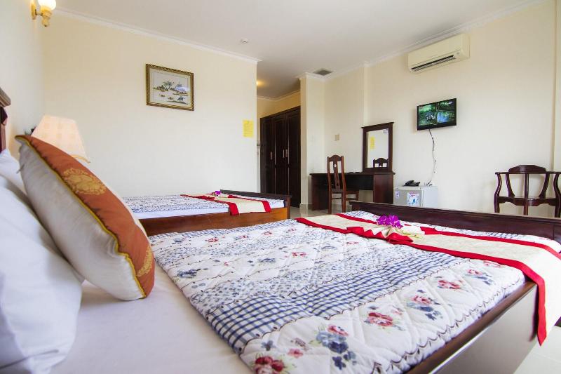 Minh Dam Hotel Restaurant image