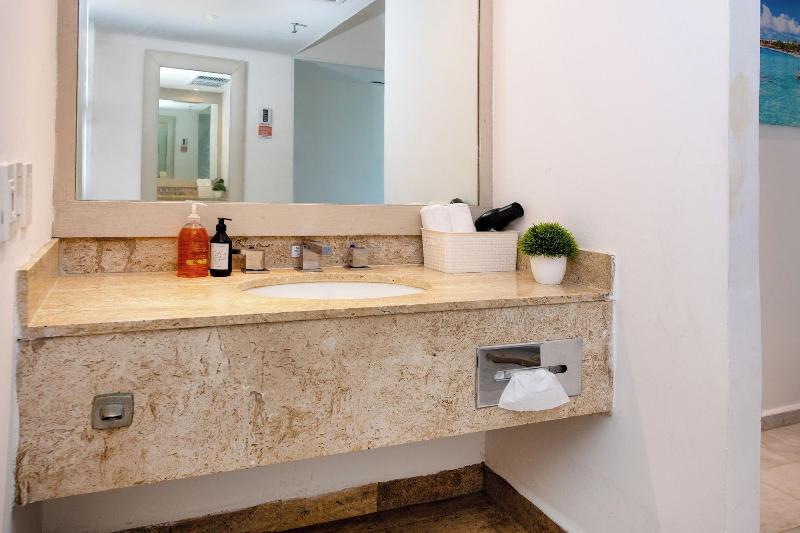 Condo 2 Bdr 5pax En Resort image