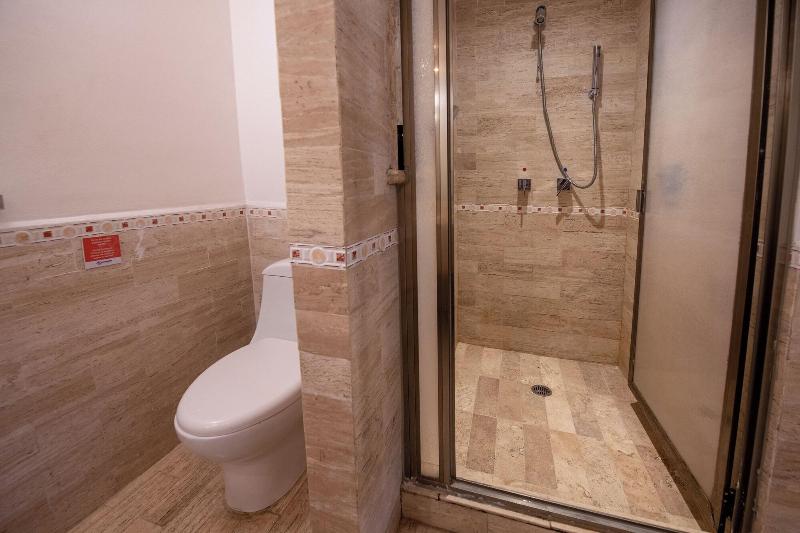 Condo 2 Bdr 5pax En Resort image