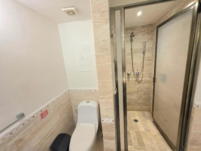 Condo 2 Bdr 5pax En Resort image