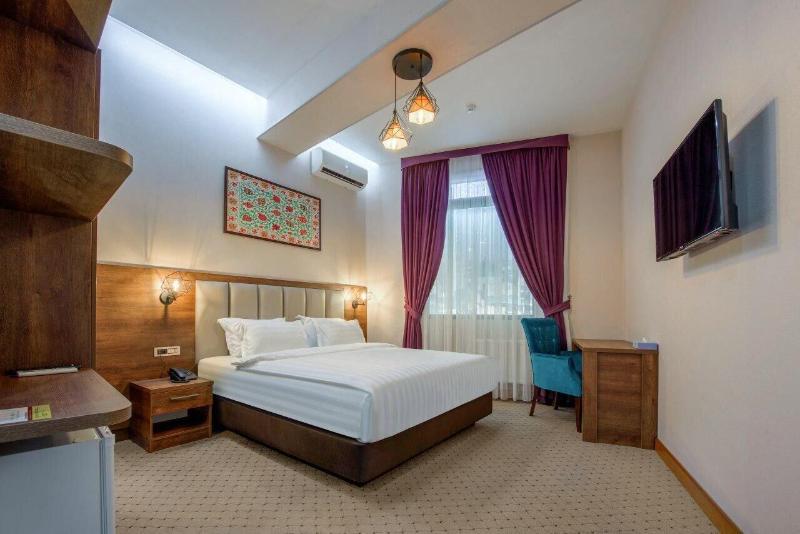 Corner Hotel Tashkent image