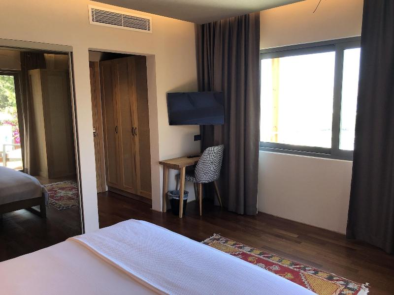 Life Butiq Hotel image