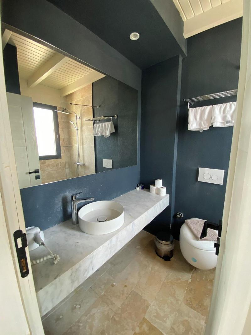Life Butiq Hotel image
