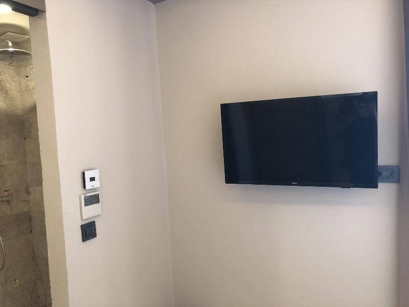 Life Butiq Hotel image