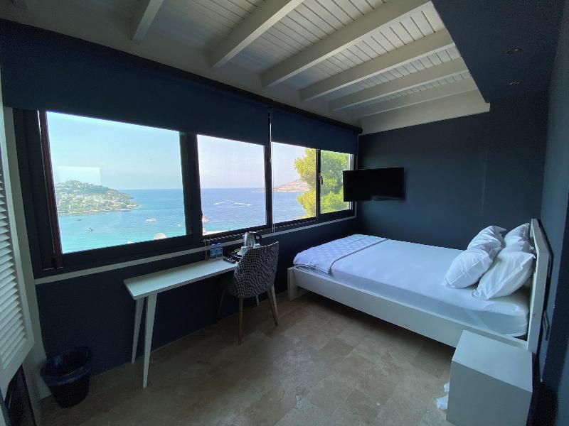 Life Butiq Hotel image