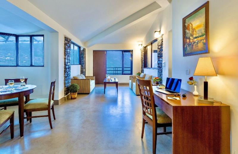 Rosewood Retreat Bhimtal image
