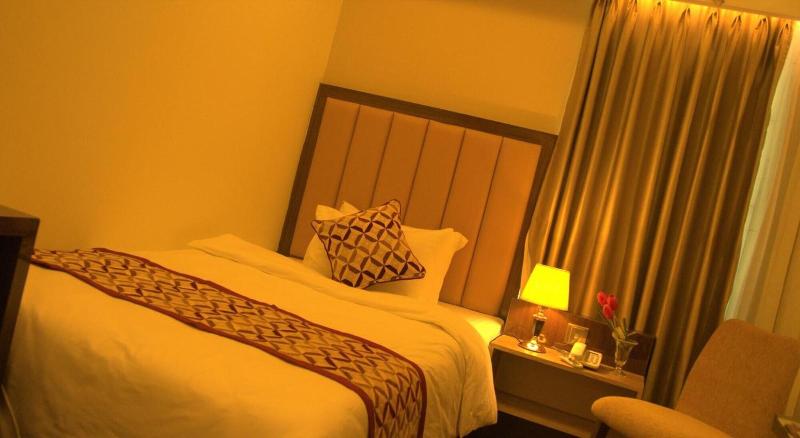 Royal Inn Dhaka image