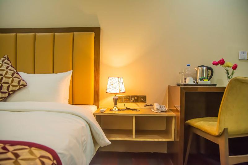Royal Inn Dhaka image