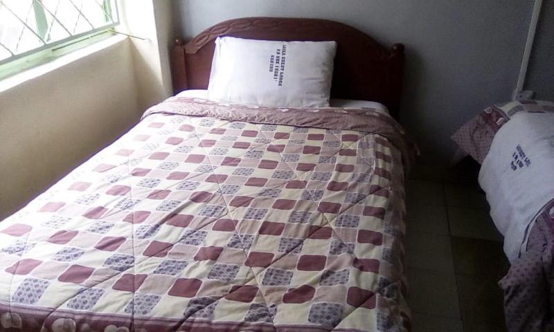 Loika Guest Lodge Nakuru image