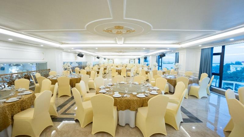 Grand View Palace Ha Long Hotel image