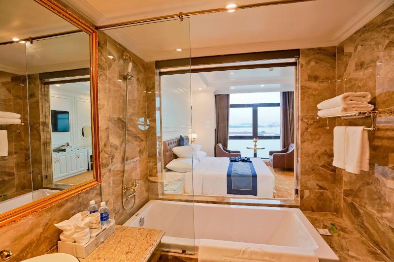 Grand View Palace Ha Long Hotel image