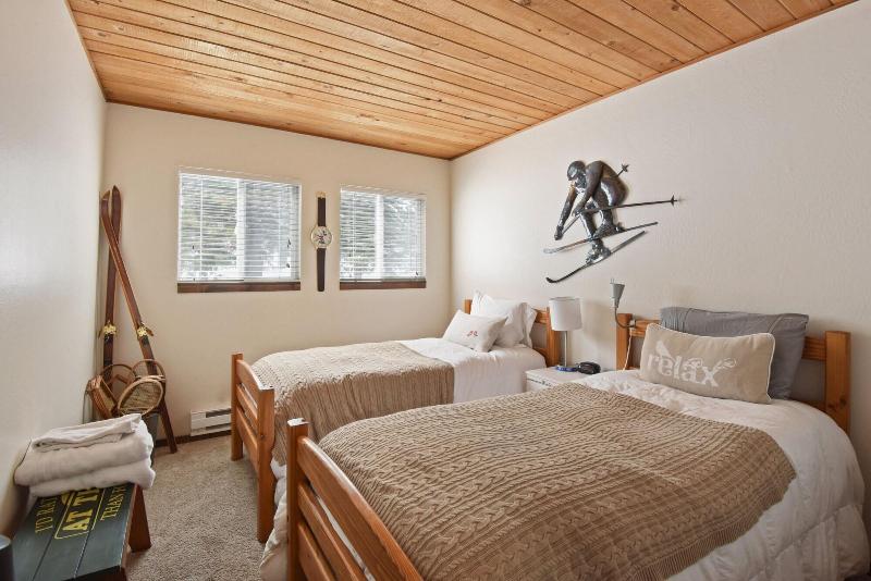 Alpine Manor Retreat image