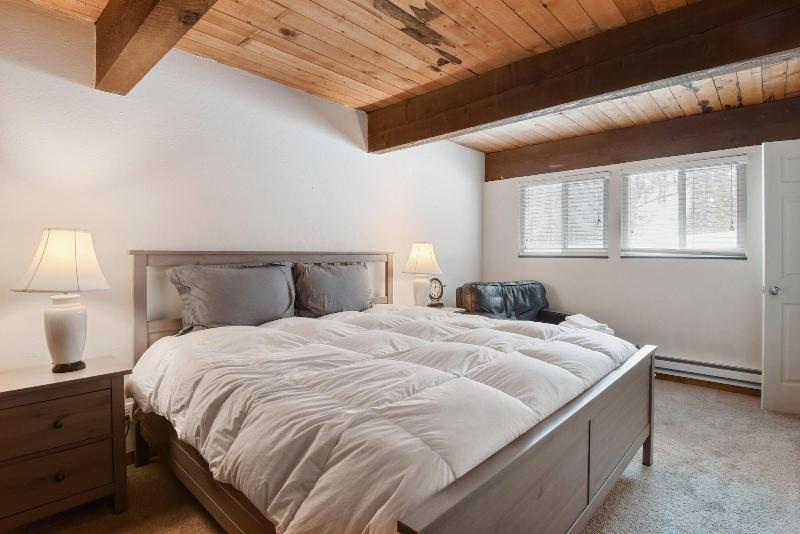 Alpine Manor Retreat image