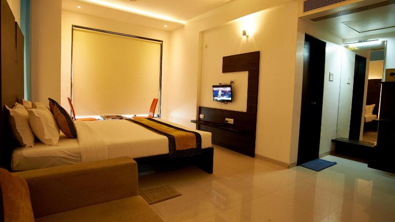 Hotel Sai Nisarg image