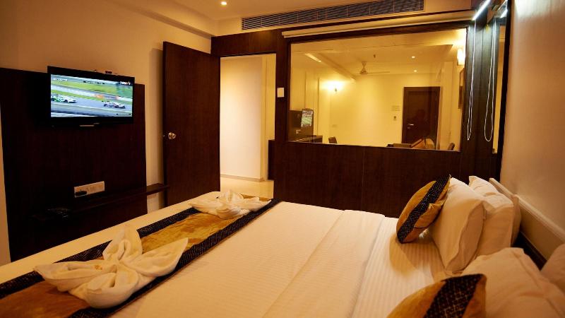 Hotel Sai Nisarg image