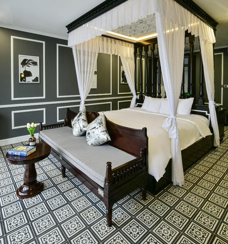 Hotel Del Luna By Luk Global image