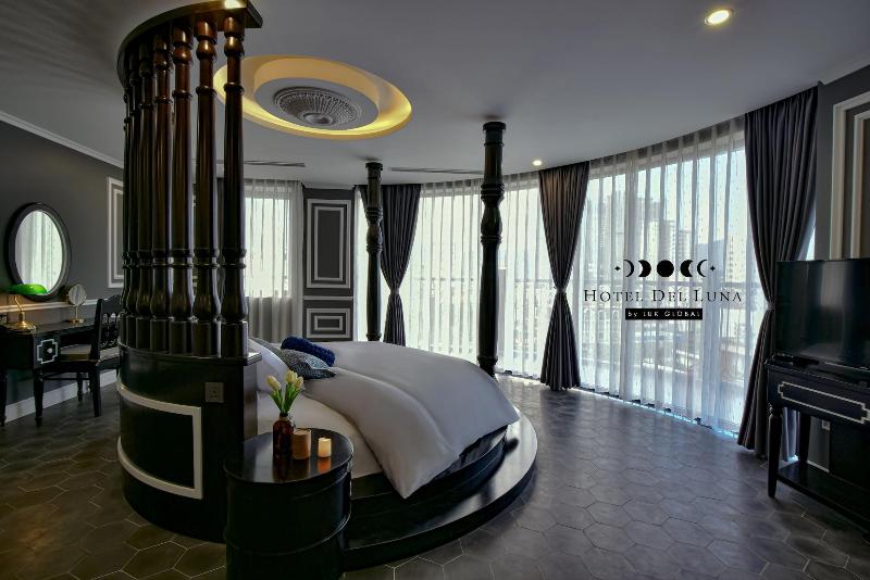 Hotel Del Luna By Luk Global image