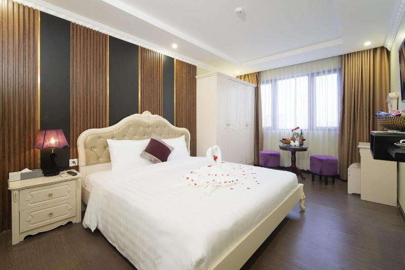 Le Indochina Danang Hotel image
