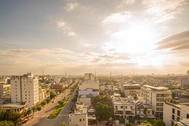 Le Indochina Danang Hotel image