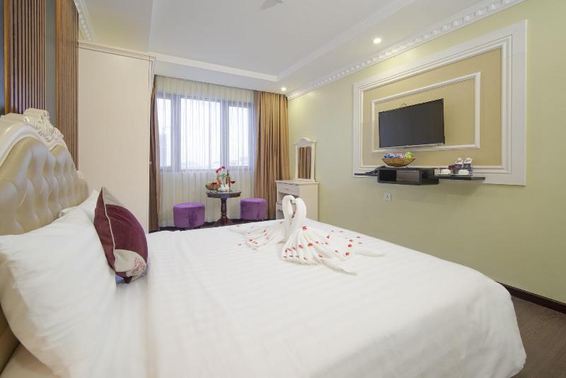 Le Indochina Danang Hotel image