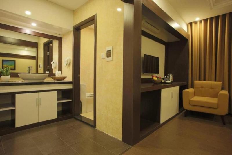 Le Indochina Danang Hotel image