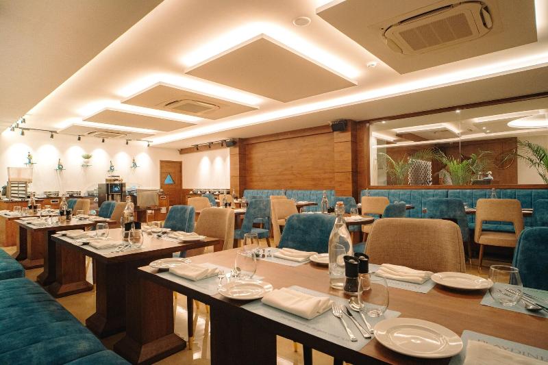 Playotel Premier Vijay Nagar image