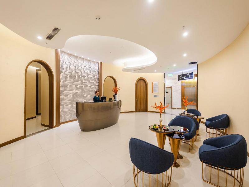 Muong Thanh Luxury Ha Long Centre Hotel image