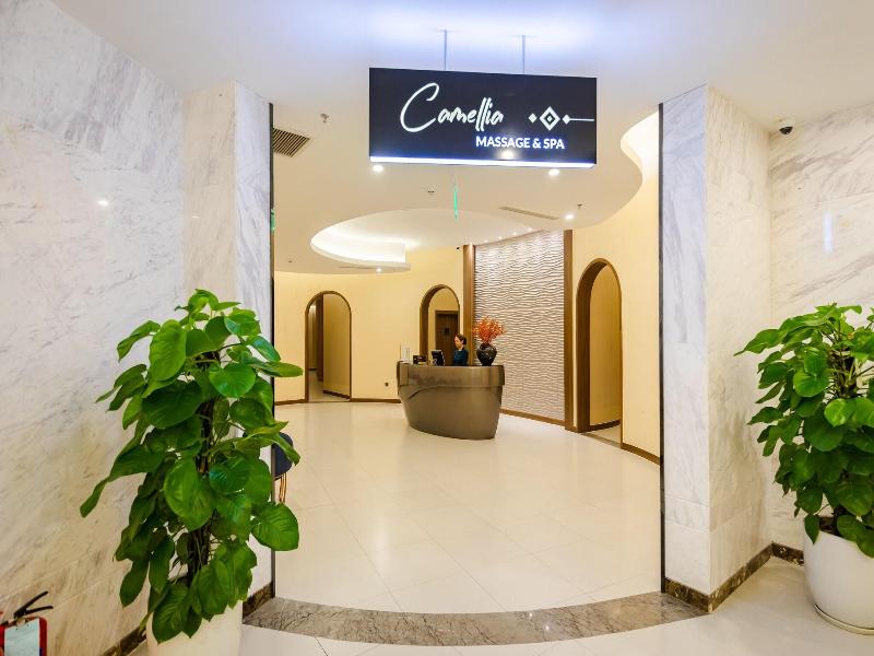 Muong Thanh Luxury Ha Long Centre Hotel image