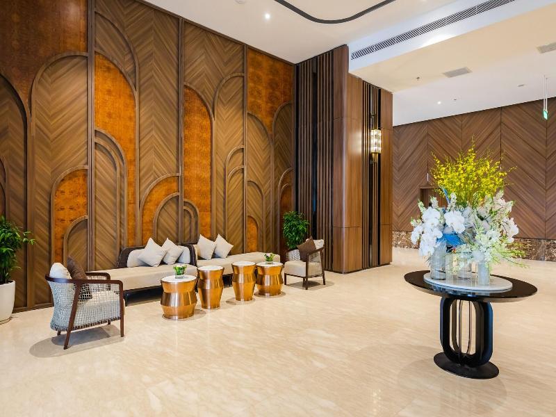 Muong Thanh Luxury Ha Long Centre Hotel image