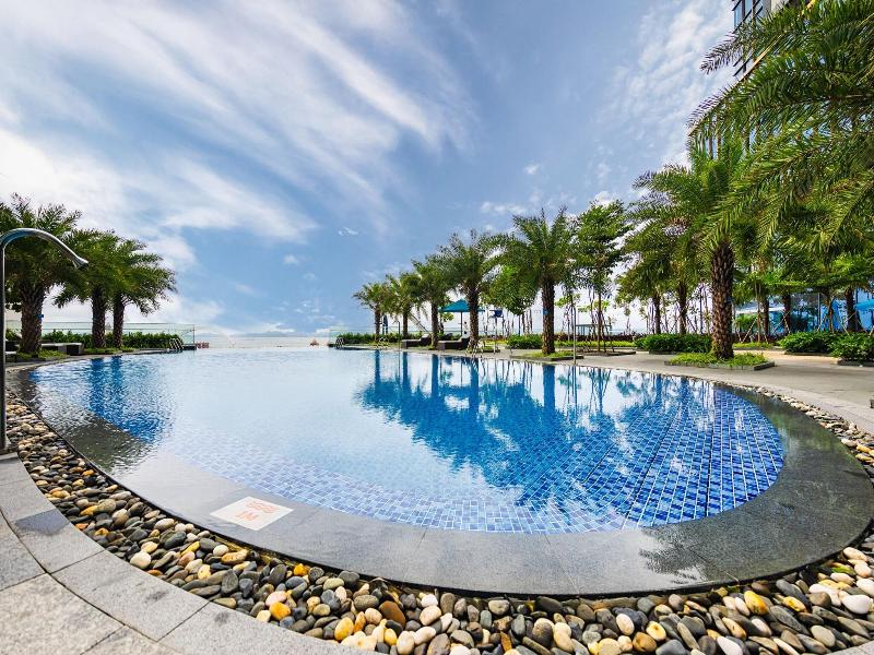 Muong Thanh Luxury Ha Long Centre Hotel image