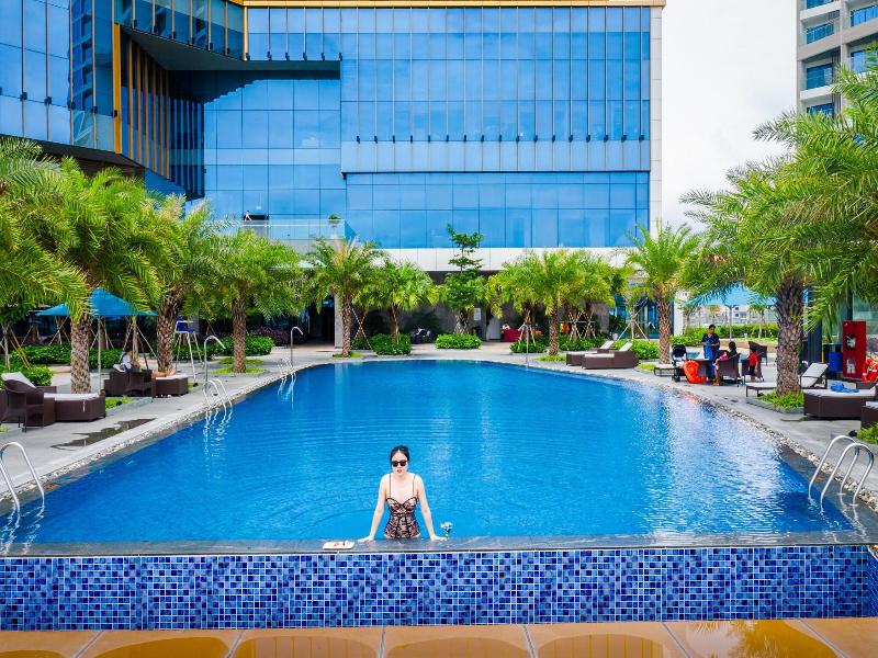 Muong Thanh Luxury Ha Long Centre Hotel image