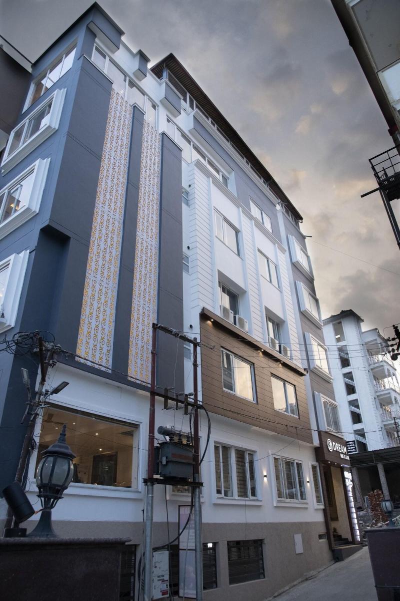 Hotel Dream Inn image