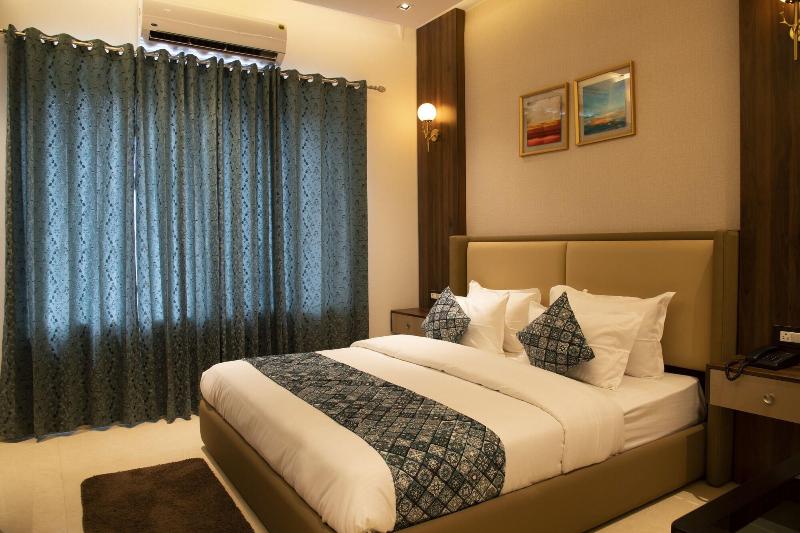 Hotel Dream Inn image