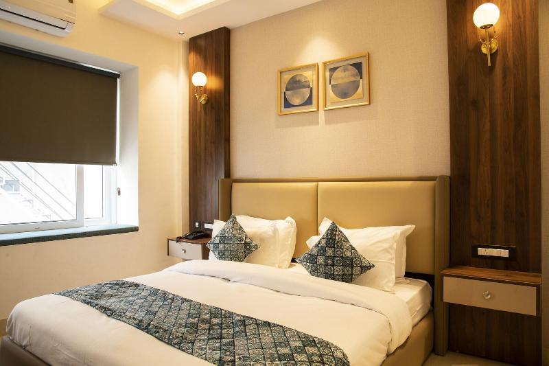Hotel Dream Inn image