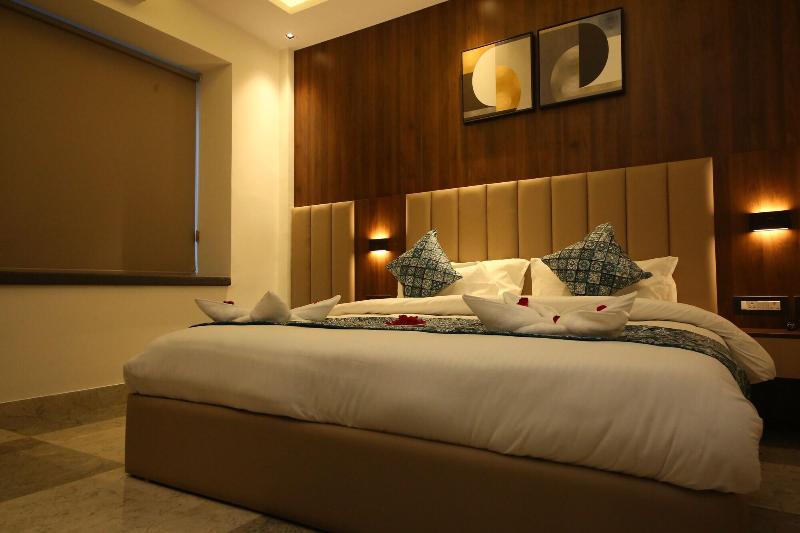 Hotel Dream Inn image