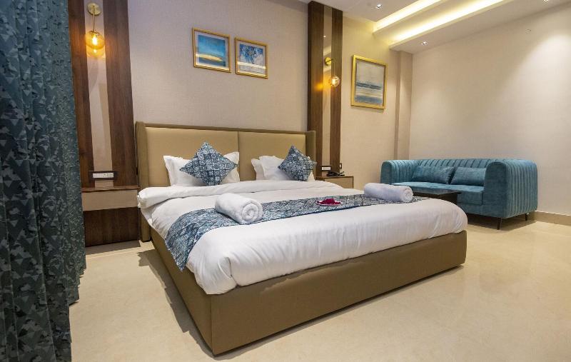 Hotel Dream Inn image