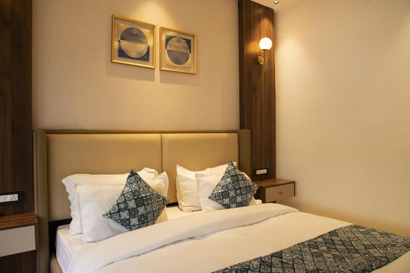 Hotel Dream Inn image