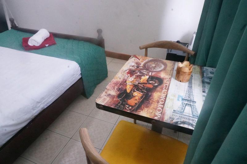 Happy Ours Guest House image