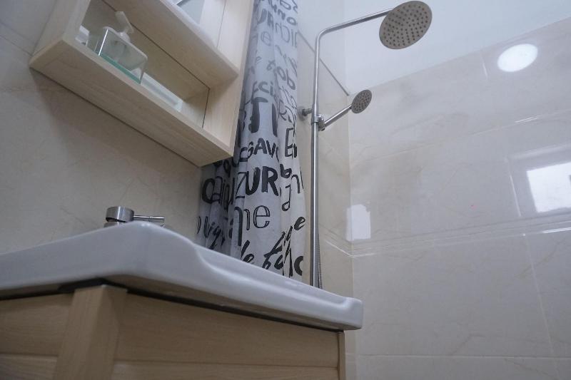Happy Ours Guest House image