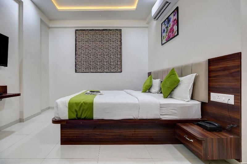 Staybird Nest A Premium Residences image